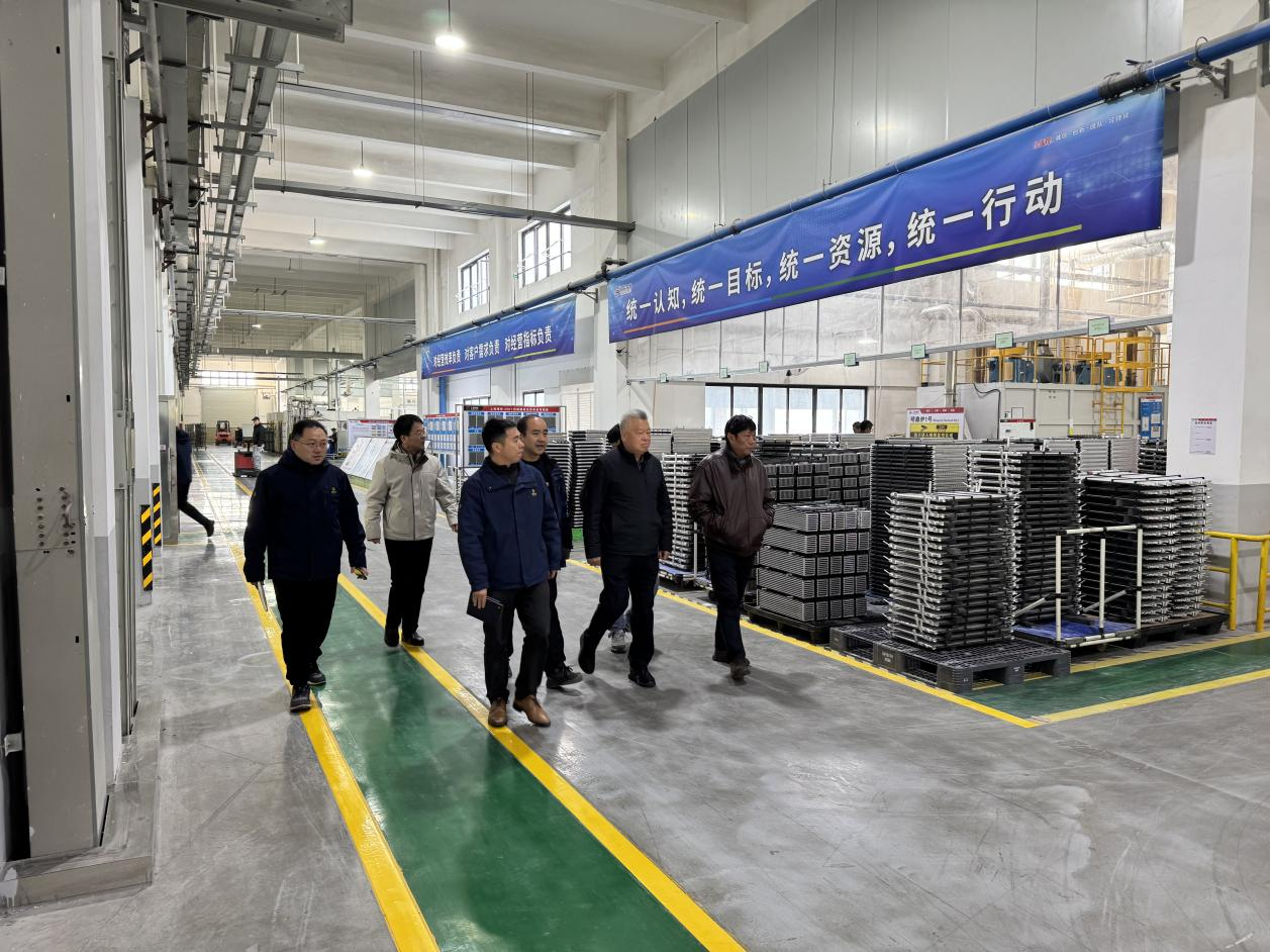 徐小敏董事长视察上海银轮